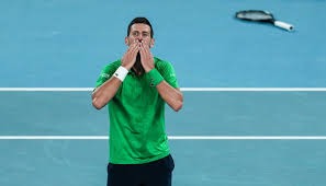 毛遂自荐！2届总冠军后卫渴望加盟勇士，曾锁死过欧文和布克